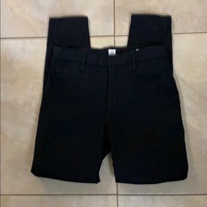 Gap Skinny Pants NWOT. Size 6